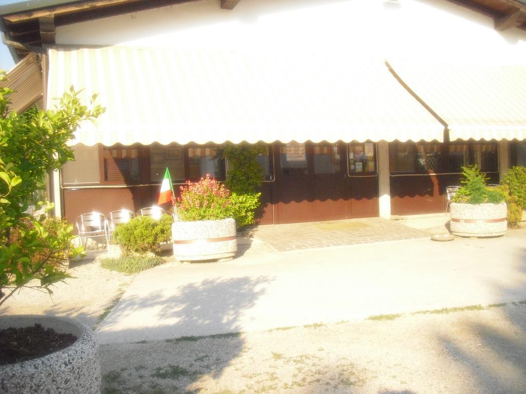 拉奇欧齐亚农庄酒店 坎帕那鲁皮亚 外观 照片